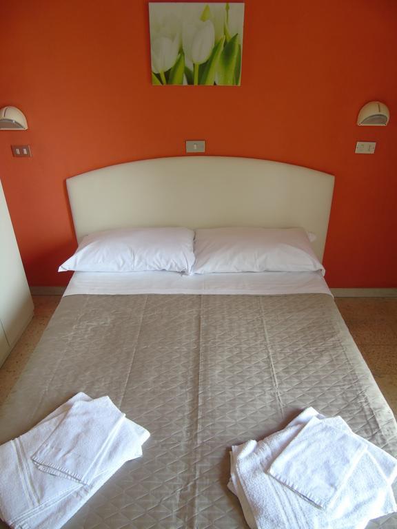 רימיני Hotel Morri'S חדר תמונה