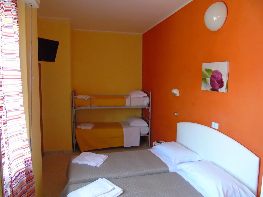 רימיני Hotel Morri'S חדר תמונה